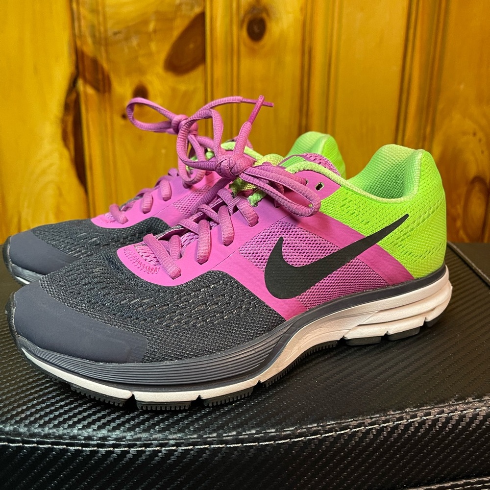 Nike Pegasus sz 7